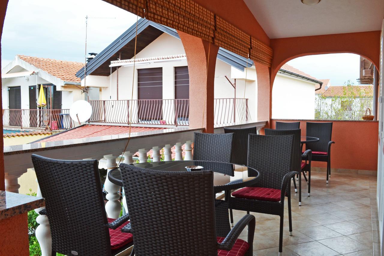 Apartments Milka Vodice Kültér fotó